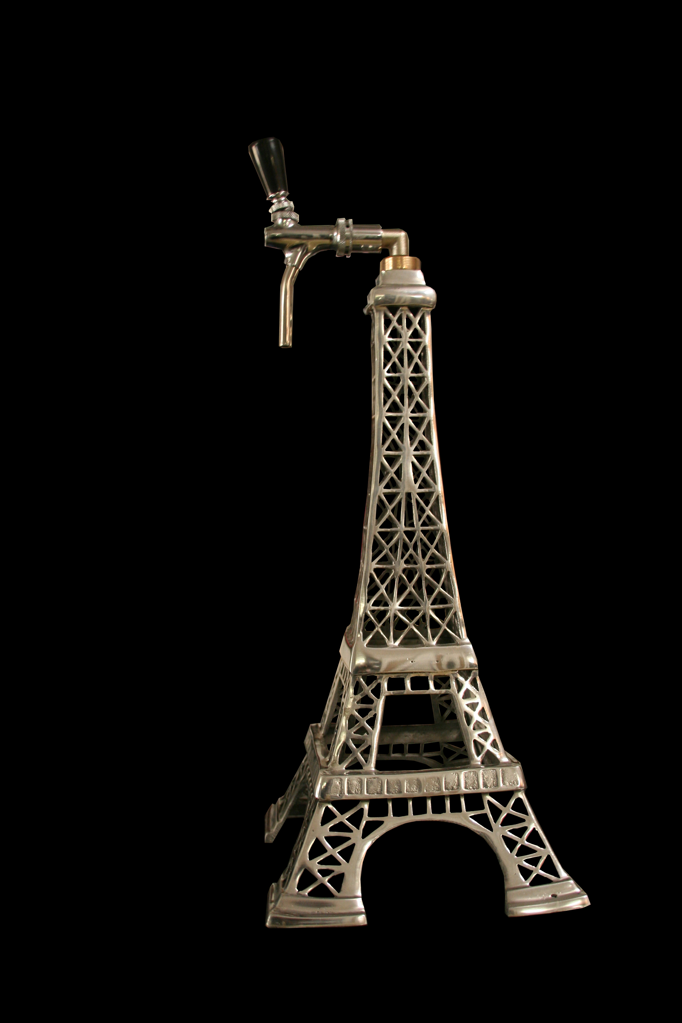 Zapfanlage "Eifelturm" Höhe: 0,50 m