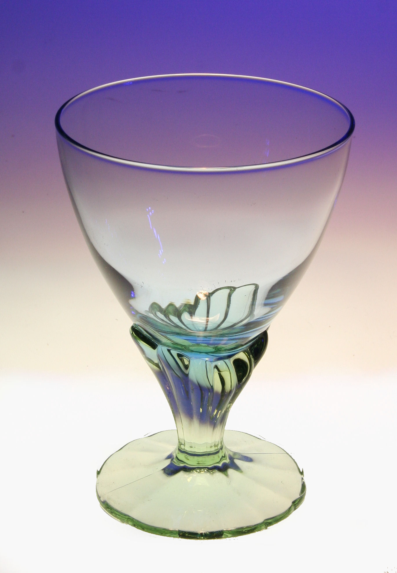 Dessertschale "Eiscup" auf Fuß