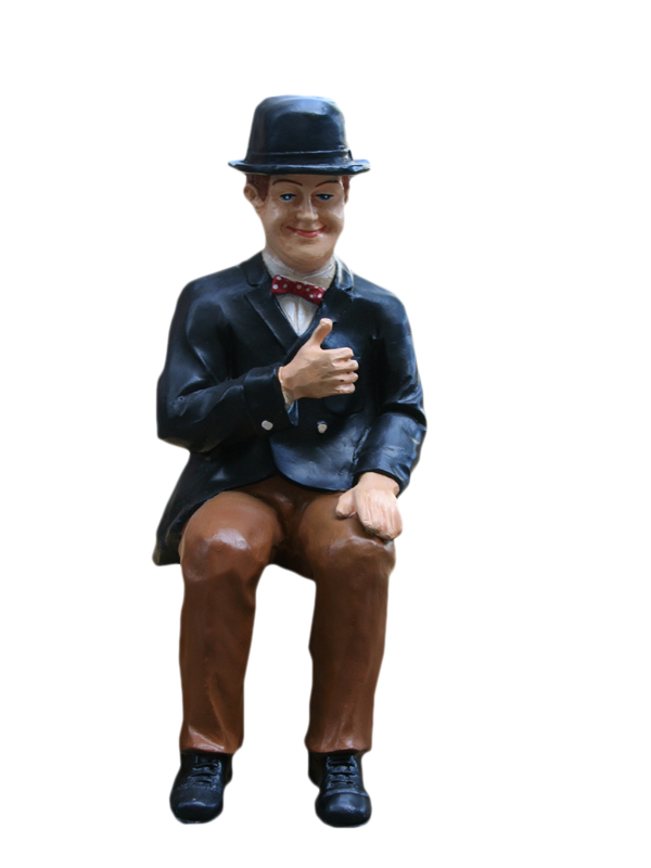 Dekofigur Dick & Doof  "Stan Laurel" sitzend, 40cm, braun